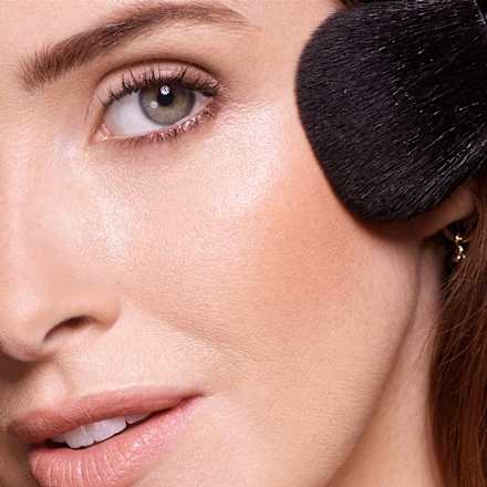 Пудра Facefinity 002 MAX FACTOR