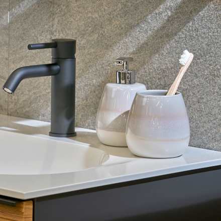 Zahnputzbecher aus Steinzeug keine Marke