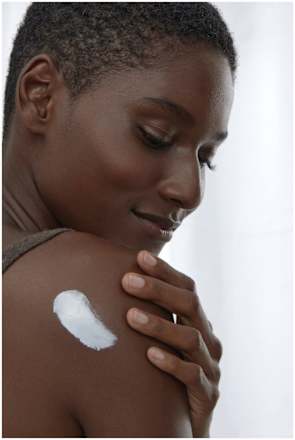 Pflegecreme in der Dose NIVEA