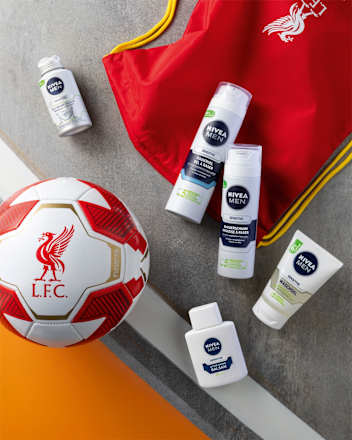 Čistiaci pleťový gél Sensitive NIVEA MEN