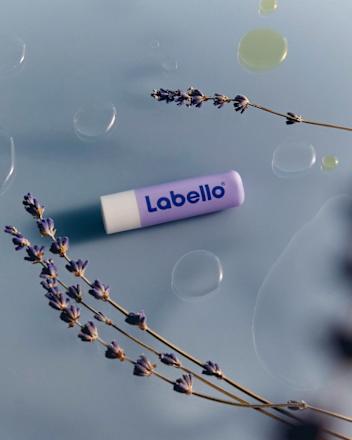 Balzam na pery Over Night Care Labello