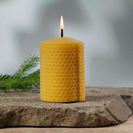 Kerze aus 100 % Bienenwachs, Wabenoptik Dekorieren & Einrichten