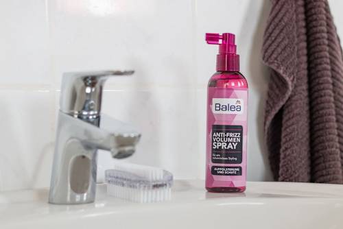 Styling Spray Anti-Frizz Volumen-Spray Balea