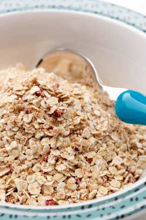 Bio Kindermüsli Banane-Erdbeere ab 1 Jahr babylove