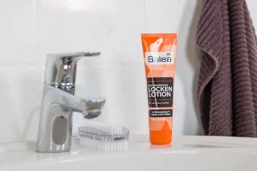 Styling Lockenlotion Balea