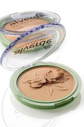 Make-up Powder Foundation velvet sand 20 alverde NATURKOSMETIK