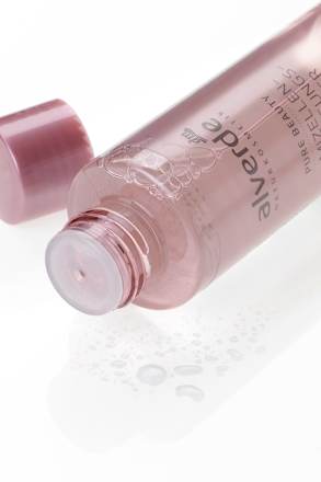 Pure Beauty Mizellen-Reinigungswasser  alverde NATURKOSMETIK