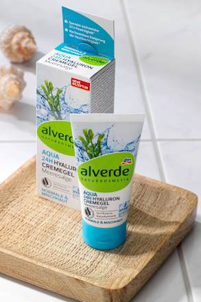 Tagescreme Aqua 24h Hyaluron Hydro Cremegel Meeresalge alverde NATURKOSMETIK