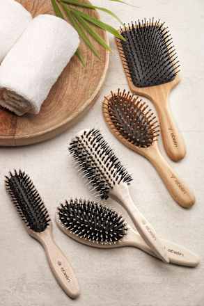 Naturhaarbürste mit Wildschweinborsten ebelin