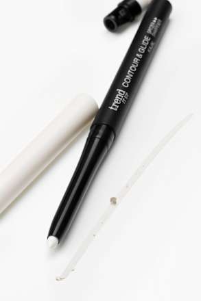 Kajal Contour & Glide 031 trend !t up