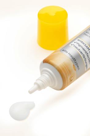 Serum Dunkle Flecken Aufheller Balea