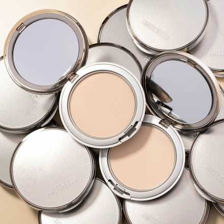 kompaktní make-up Hydra Mineral 70 Fresh Beige ARTDECO