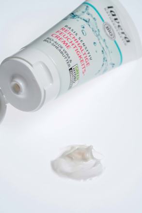 Gesichtscreme Basis Sensitiv Reichhaltig lavera NATURKOSMETIK