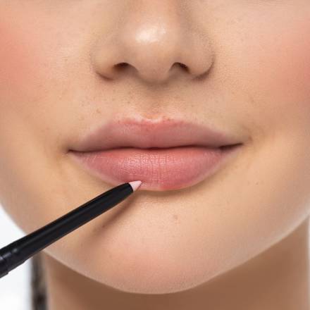 Lipliner Invisible 1 ARTDECO