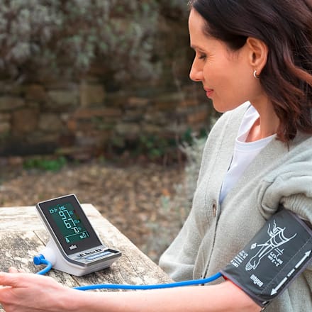 ExactFit 3 Oberarm-Blutdruckmessgerät Braun