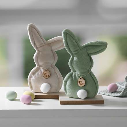 Samtaufsteller Hase mit Anhänger und Puschel mint keine Marke