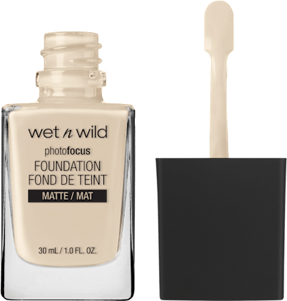photofocus Matte tečni puder - Soft Ivory wet n wild