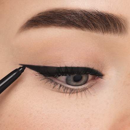 minerální tužka na oči Long-Lasting, 51 Black ARTDECO