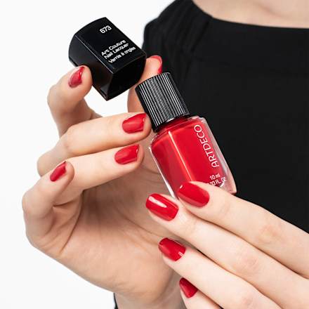 lak na nehty Art Couture 673 Red Volcano ARTDECO