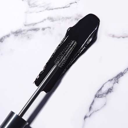 řasenka Gorgeous Volume 1 Deep Black ARTDECO