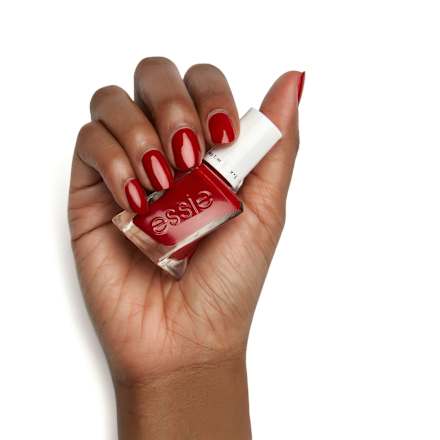 Nagellackset Gel Couture Routine In My Red Era essie