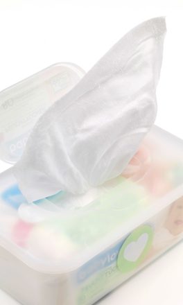 Feuchttücher sensitive + Box babylove