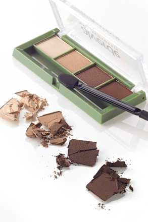 Paleta senčil za veke QUATTRO 37 Chocolate alverde NATURKOSMETIK