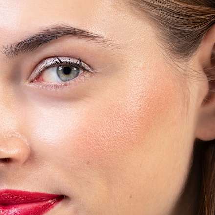 Rouge Super Glow Baked Blush 010 trend !t up