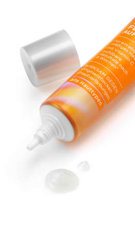 Spezialpflege dunkle Flecken Aufheller Balea