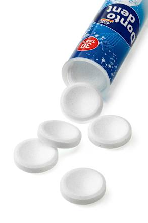 Таблетки за почистване на протези Intensiv Dontodent