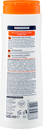 Szampon o owocowym zapachu Balea