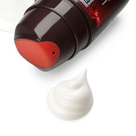 Crema giorno anti-rughe effetto lifting conSPF15 Balea MEN