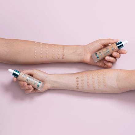 Podkład do twarzy Hydro Stay Silky Serum jasny beż 010 trend !t up