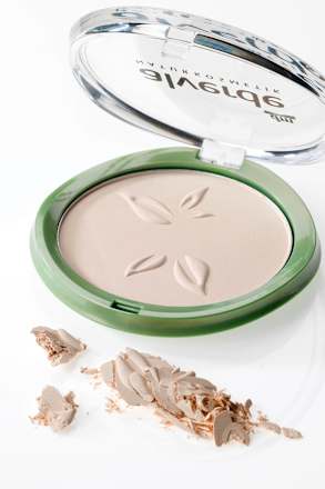Kompakt púder, 10 Naturelle alverde NATURKOSMETIK