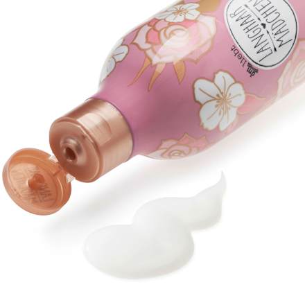 Sampon Lovely Long, mandulavirággal és argánolajjal Langhaarmädchen