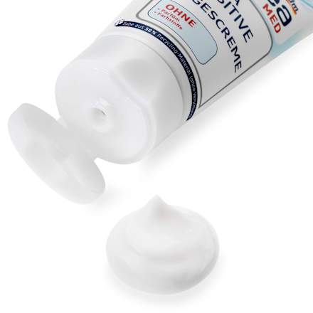 Krem na dzień Ultra Sensitive Balea med