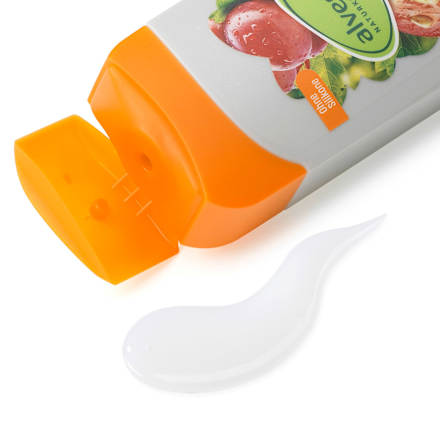 Szampon do włosów kręconych, z bio siemieniem lnianym i bio winogronem alverde NATURKOSMETIK