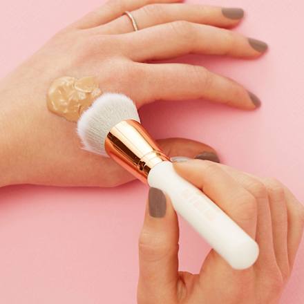 Make-up Pinsel Buffer essence