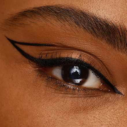 Eyeliner Calligraph Pro Precise 24h Matt Waterproof 010 Intense Black  CATRICE