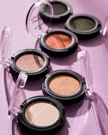 Lidschatten Soft Touch 06 Pitch Black essence
