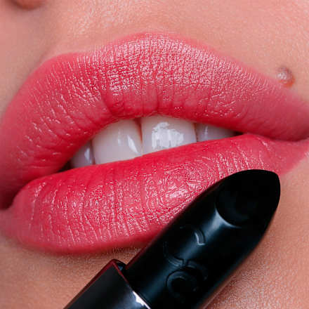 Lippenbalsam Dark Ruby Glow 010 Fiery Temptation CATRICE