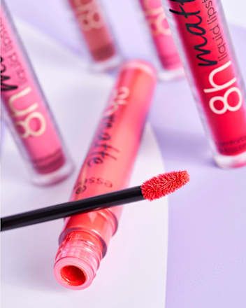 Lippenstift 8H Matte Liquid 05 Pink Blush essence