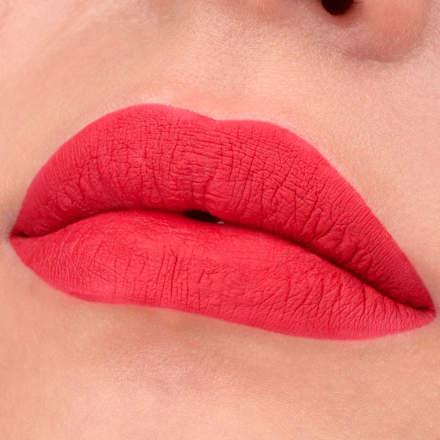 Lippenstift 8H Matte Liquid 07 Classic Red essence
