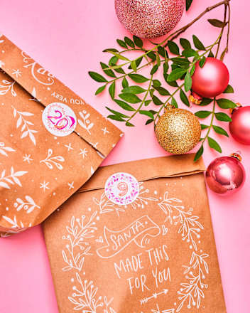Adventskalender "Do More Of What Makes You Merry!" 2022  essence