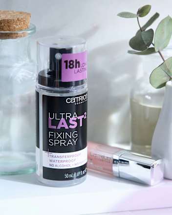 Ultra Last² sprej za fiksiranje CATRICE