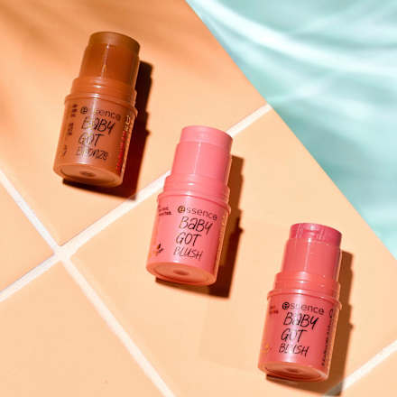 Baby Got Blush rumenilo u stiku – 10 tickle me pink essence