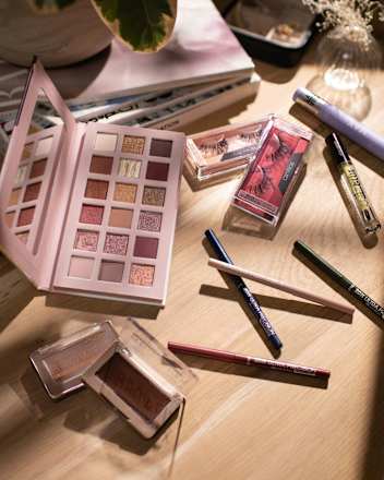 20H Ultra Precision vodootporna gel olovka za oči – 100 Light Up CATRICE