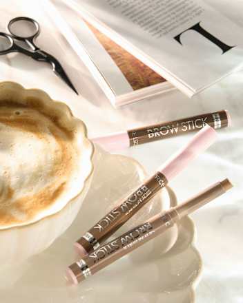 Augenbrauenstift Stay Natural Brow Stick 030 Dark Brown CATRICE