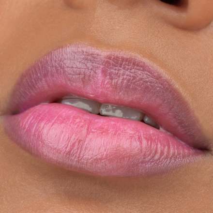 Lippenstift Space Glow essence