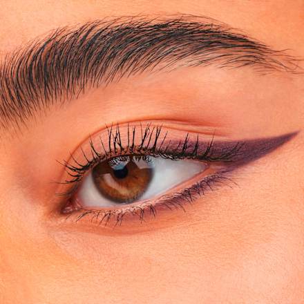 Eyeliner Gel Stay Play 05 Verry Berry essence